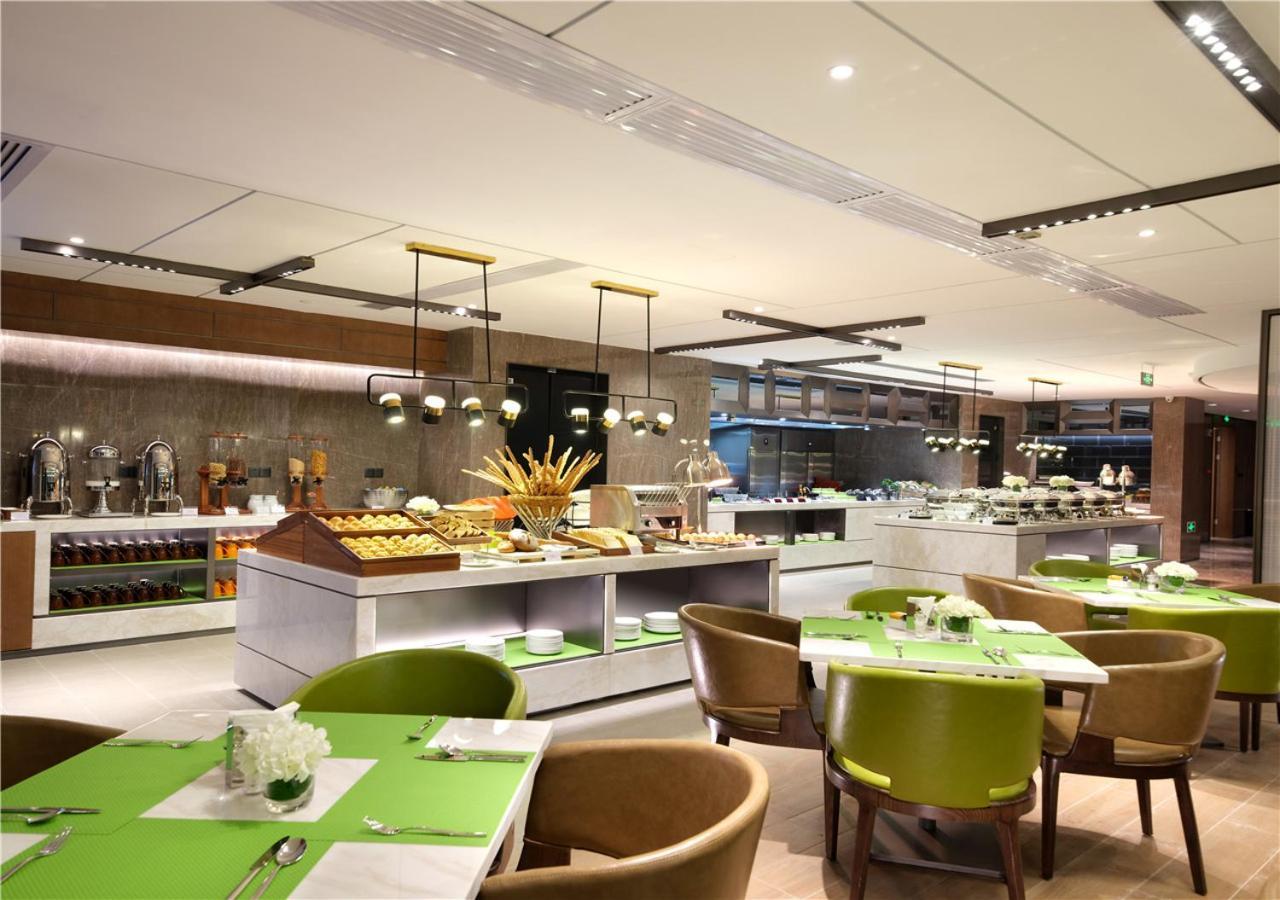 Hampton By Hilton Guangzhou Tianhe Sports Center-Free Shuttle Bus To Exhibition During Canton Fair Period Buitenkant foto